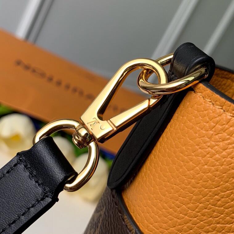 SAMC - LOV Bags - 2943