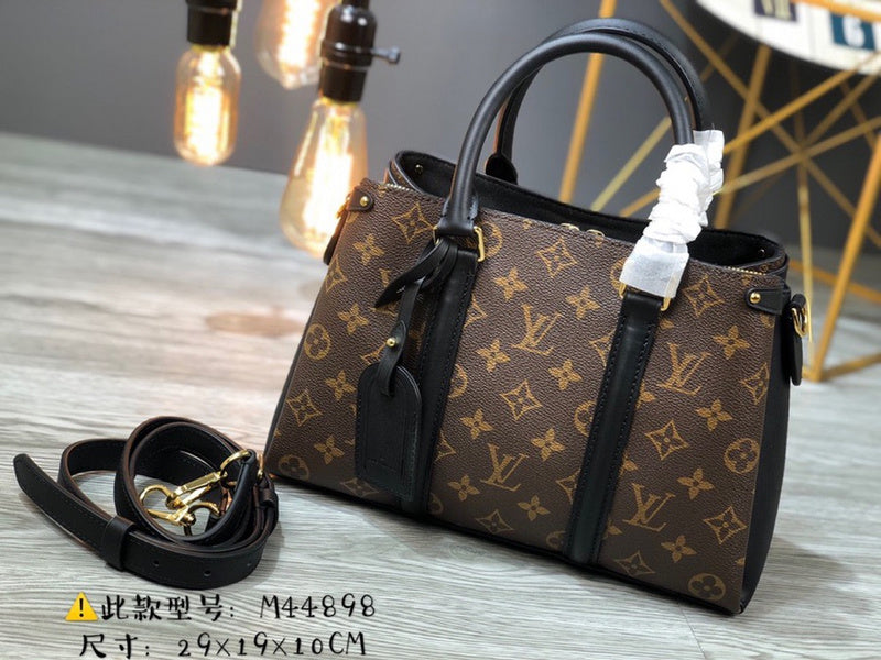 LOV2 Bags - Luxurious Bags  1070