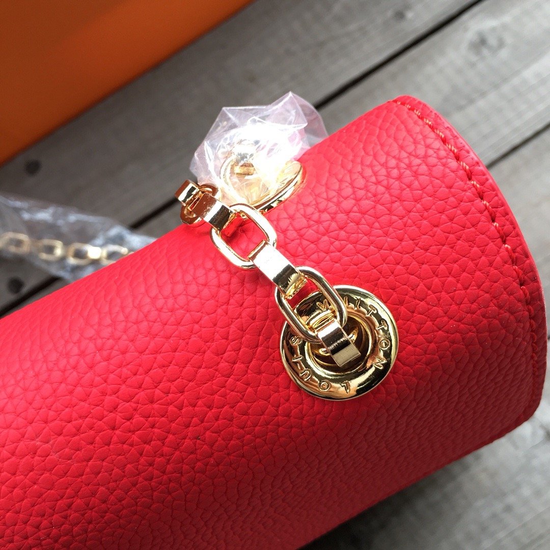 EN - New Arrival Bags LUV 210