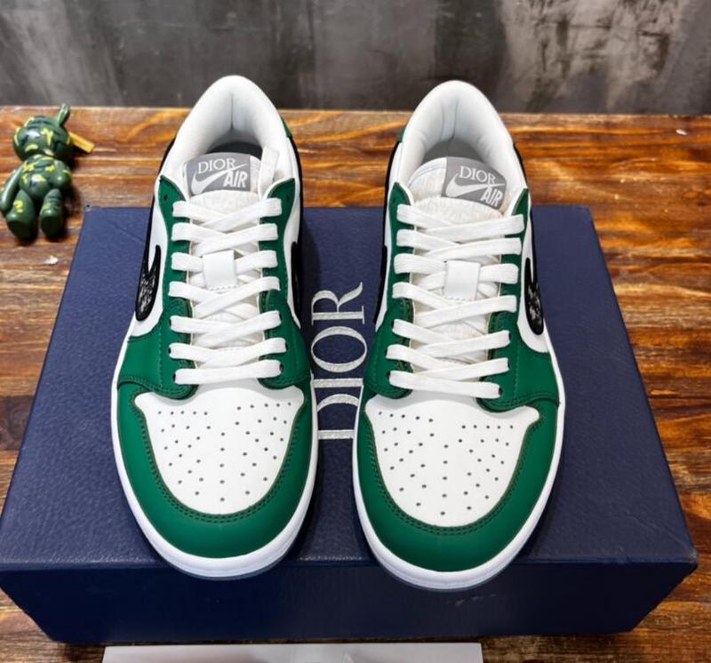 SAMC - NKE Shoes - 451