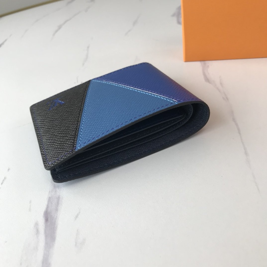 EN - New Arrival Wallet LUV 012