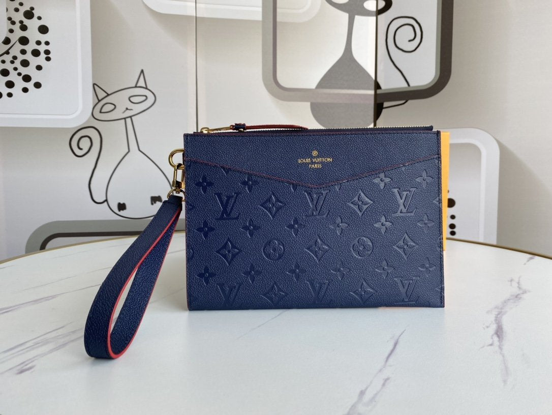EN - New Arrival Wallet LUV 062