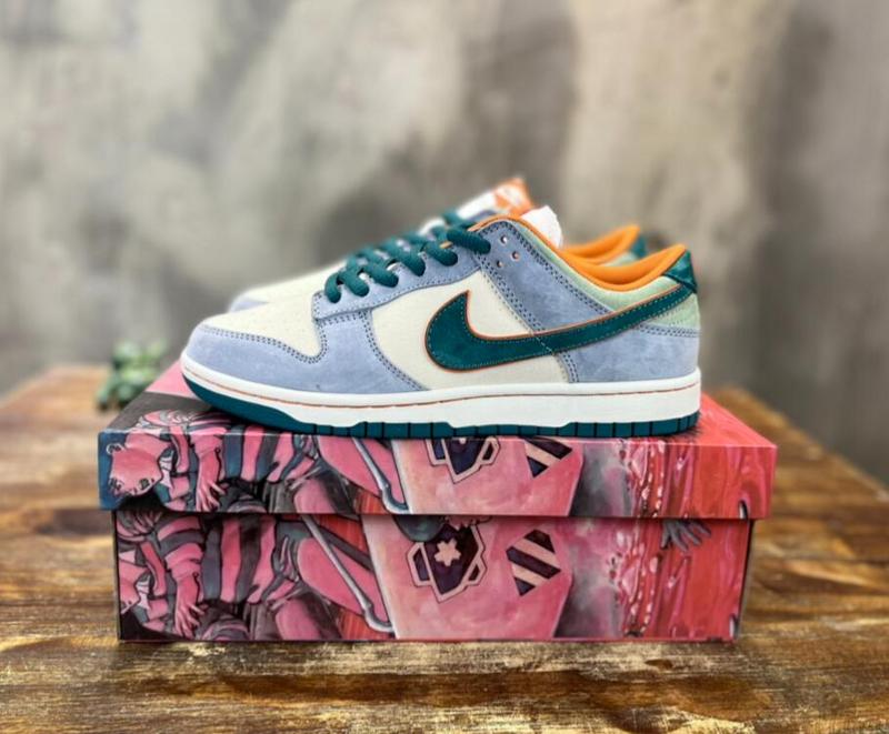 SAMC - NKE Shoes - 821