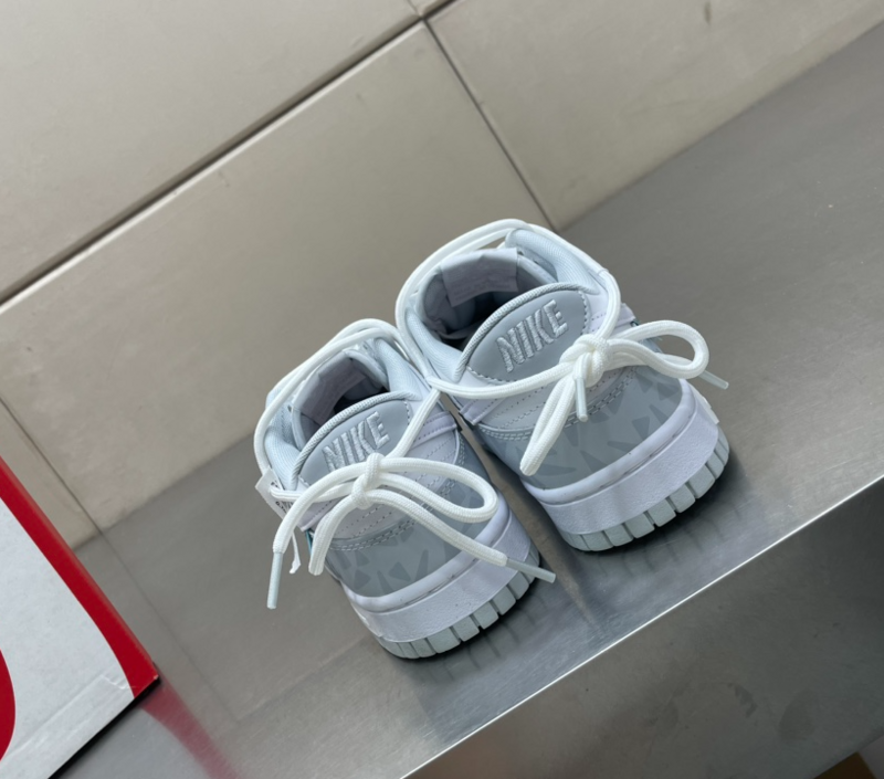 SAMC - NKE Shoes - 027