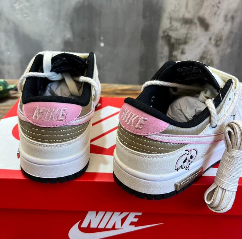 SAMC - NKE Shoes - 411