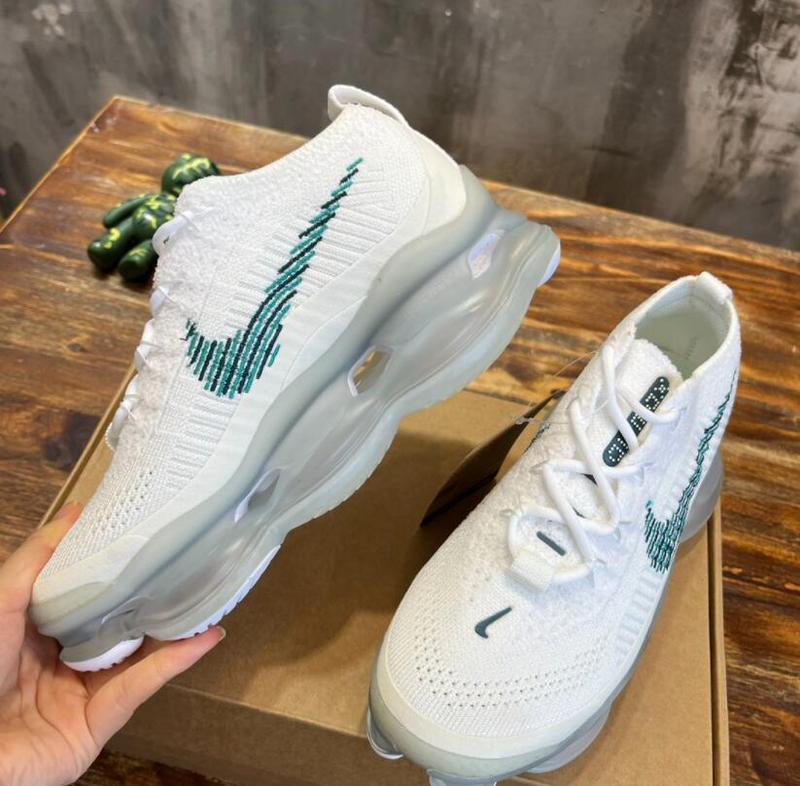 SAMC - NKE Shoes - 513