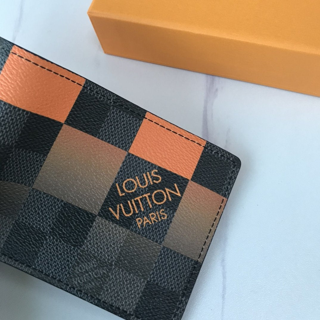 EN - New Arrival Wallet LUV 044
