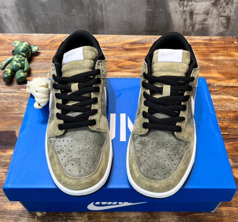SAMC - NKE Shoes - 617