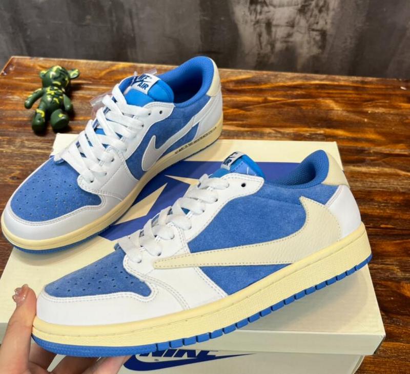 SAMC - NKE Shoes - 881
