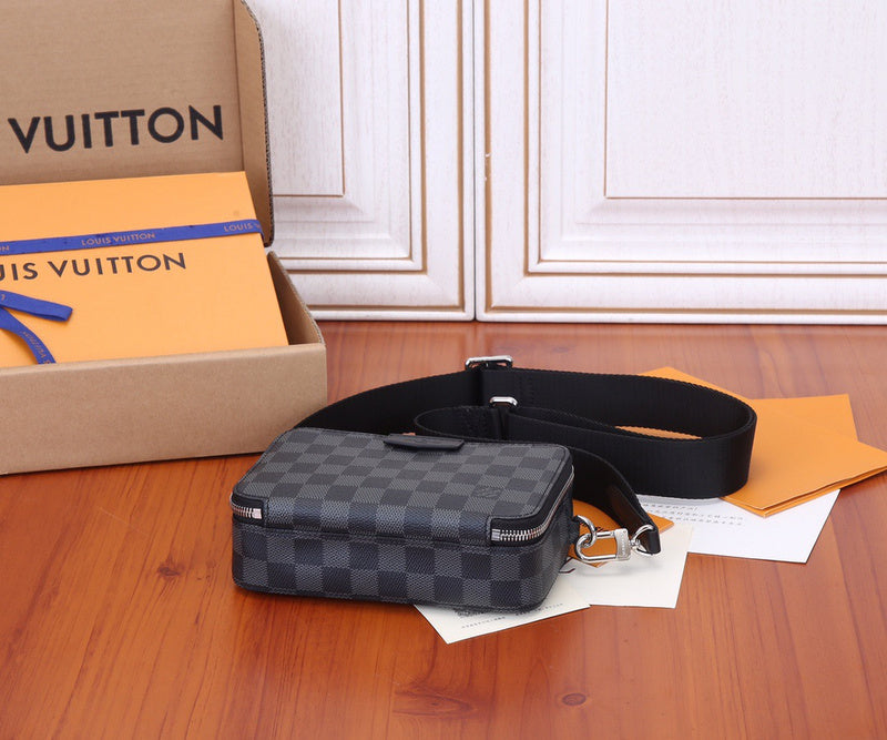 LOV2 Bags - Luxurious Bags  2348