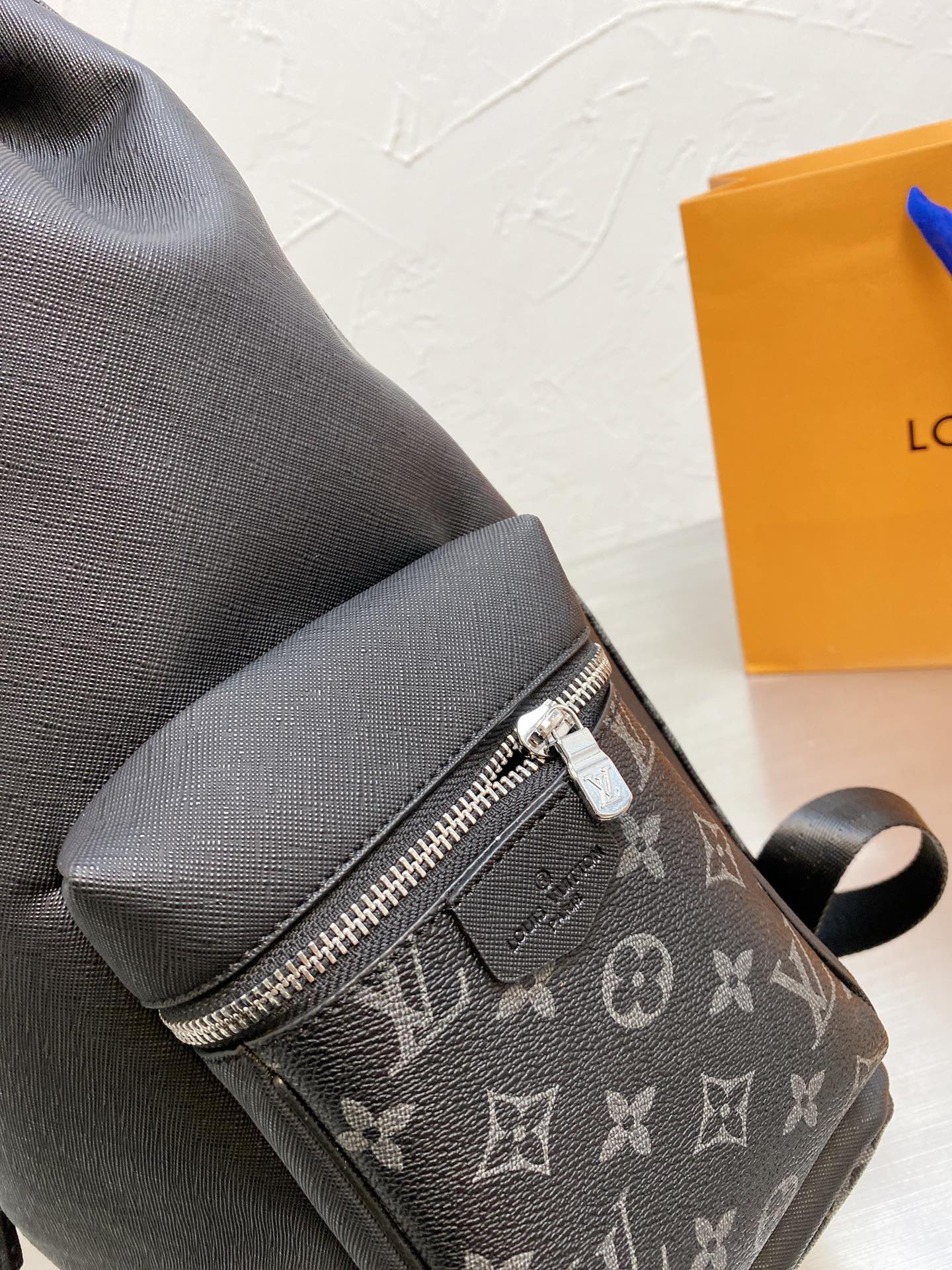 EN - New Arrival Bags LUV 078