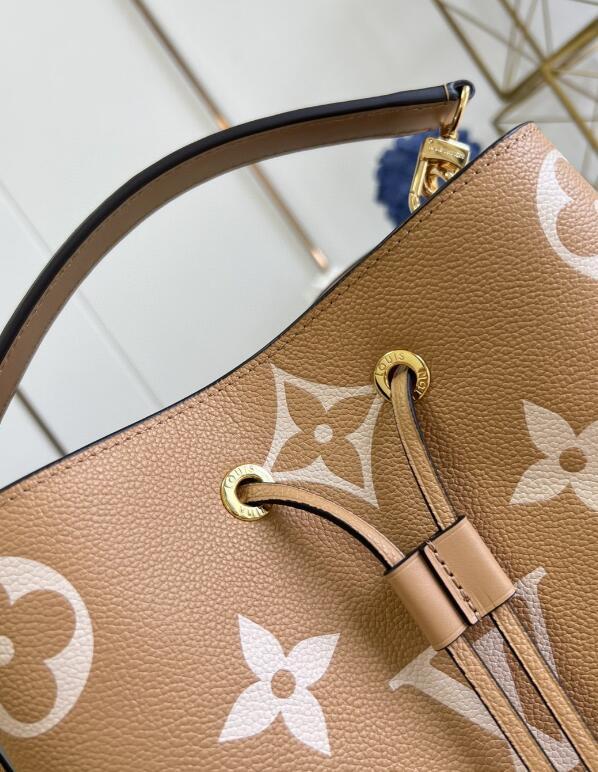 SAMC - LOV Bags - 1682