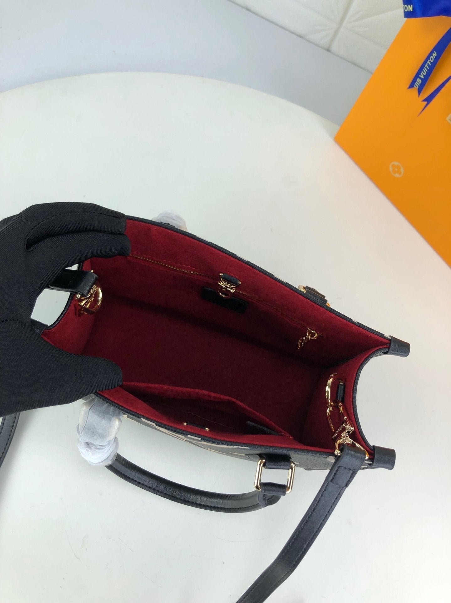 EN - New Arrival Bags LUV 106