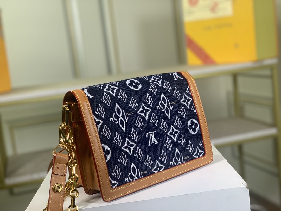 EN - New Arrival Bags LUV 109