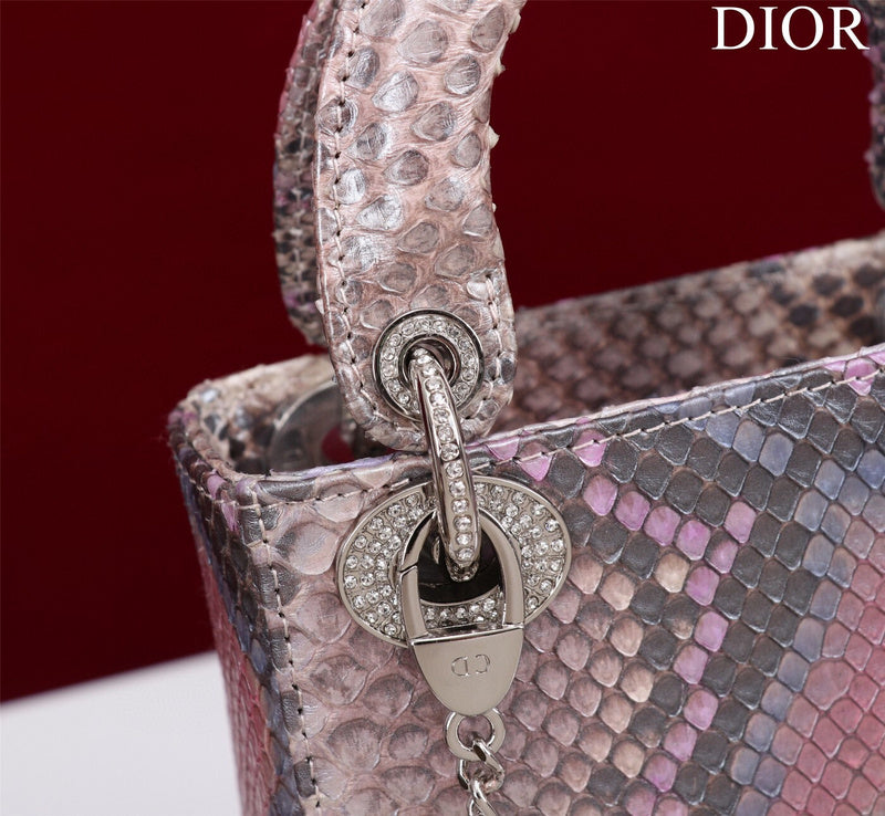 ELE - Dir Bags - 1720