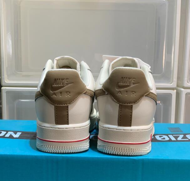 SAMC - NKE Shoes - 694