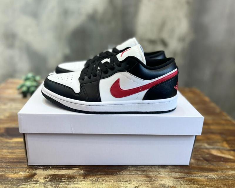 SAMC - NKE Shoes - 296