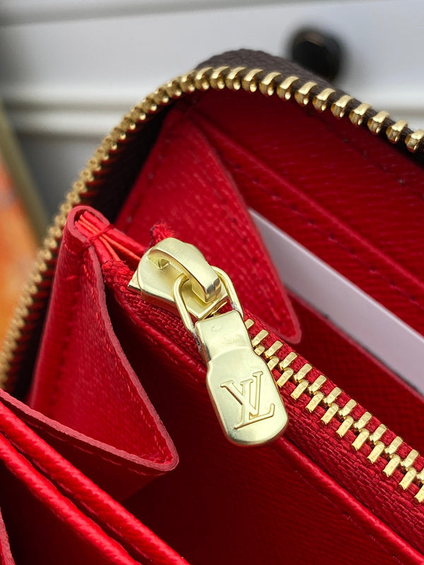 LOV2 Bags - Luxurious Bags  2350