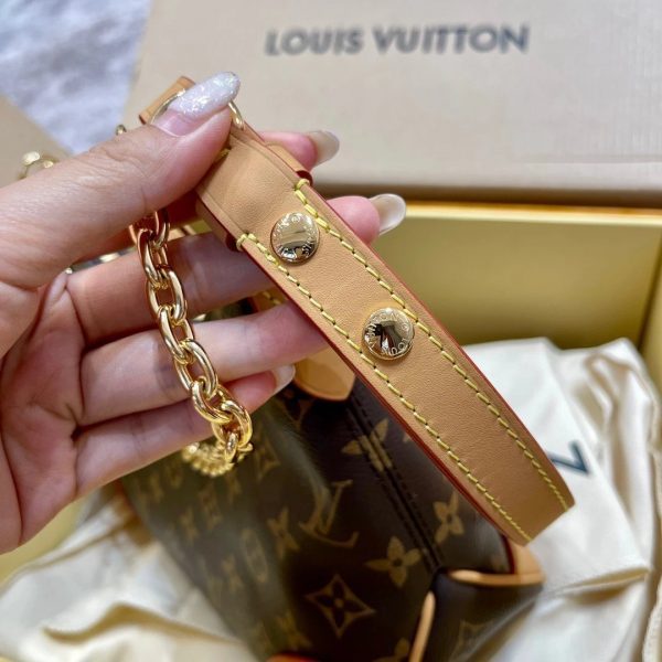 LOV2 Bags - Luxurious Bags  1271
