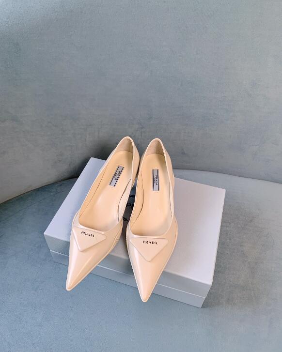 GlamyWomen Shoes - 722