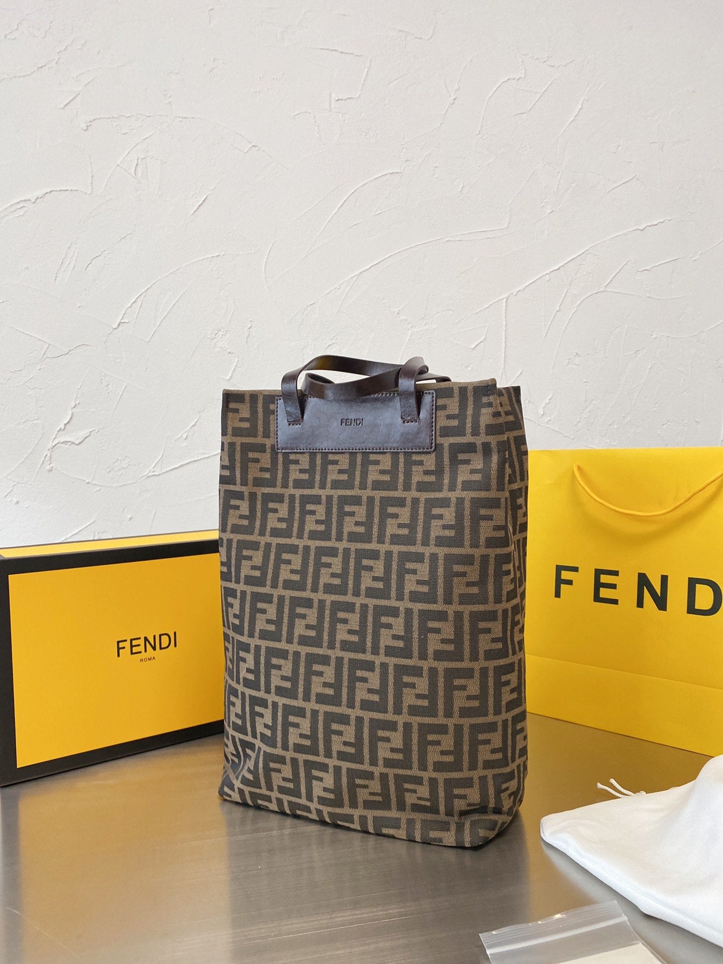 EN - NEW Arrival Bags FEI 142