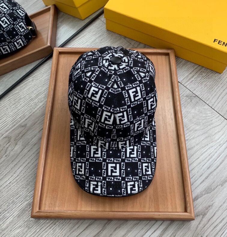 SAMC - Mix Hats - 020
