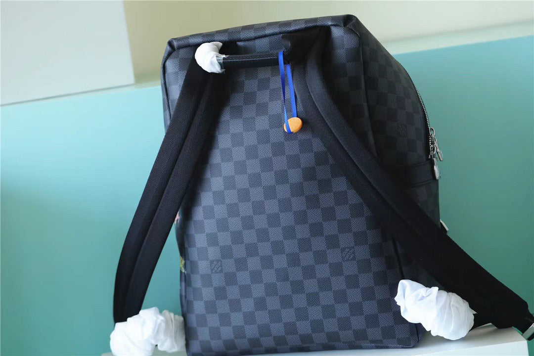 LV GLAMIscovery Backpack Damier Graphite Canvas For Men, Bags 40cm LV N45275