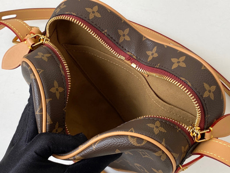 LOV2 Bags - Luxurious Bags  2596
