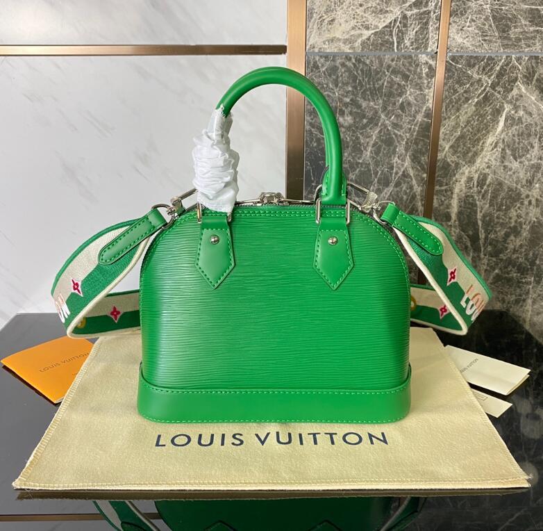 SAMC - LOV Bags - 1439