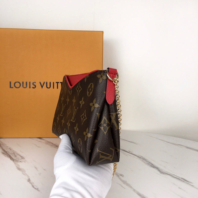 LOV2 Bags - Luxurious Bags  1045