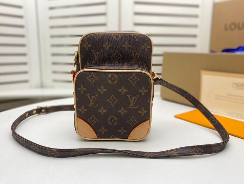 SAMC - LOV Bags - 2177