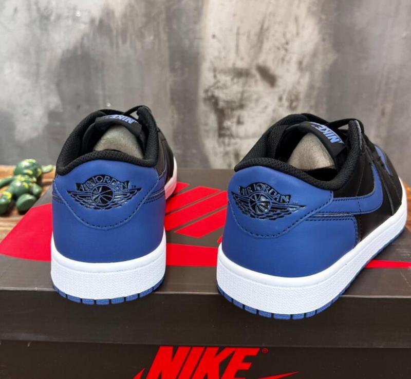 SAMC - NKE Shoes - 913