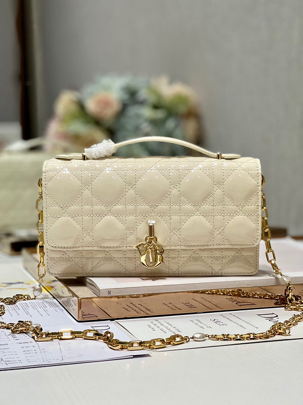 Glami Fashion - DIR Bags - 1418
