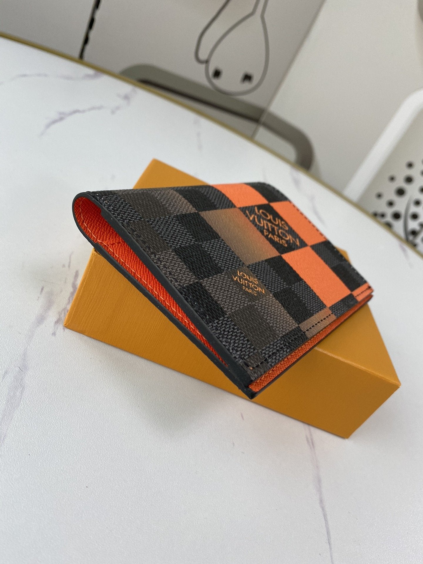 EN - New Arrival Wallet LUV 047