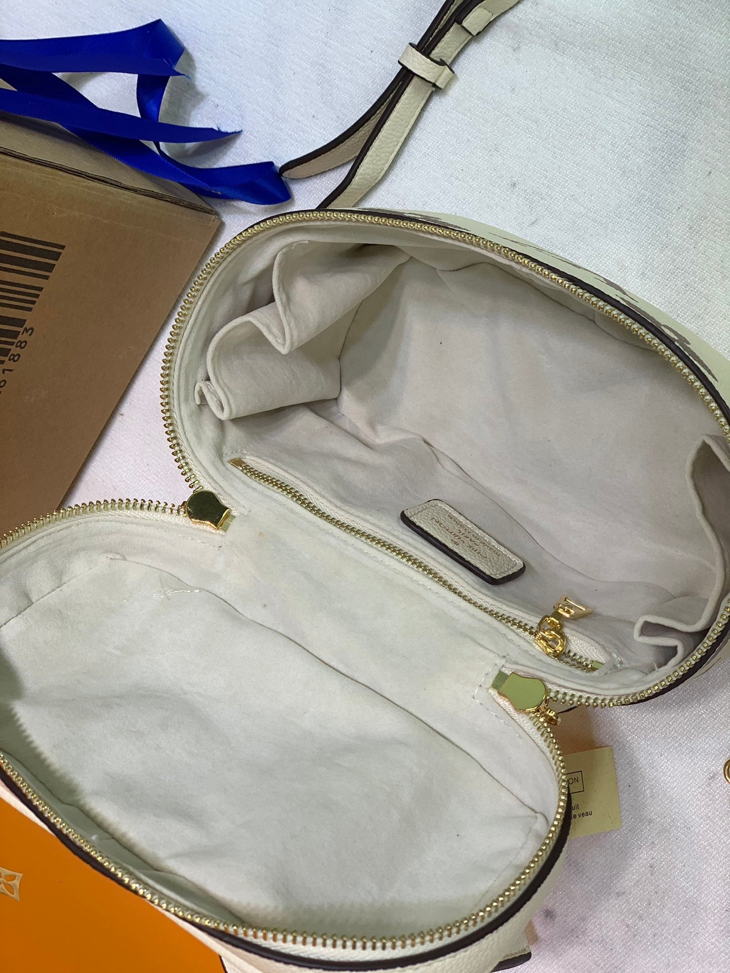 EN - New Arrival Bags LUV 097