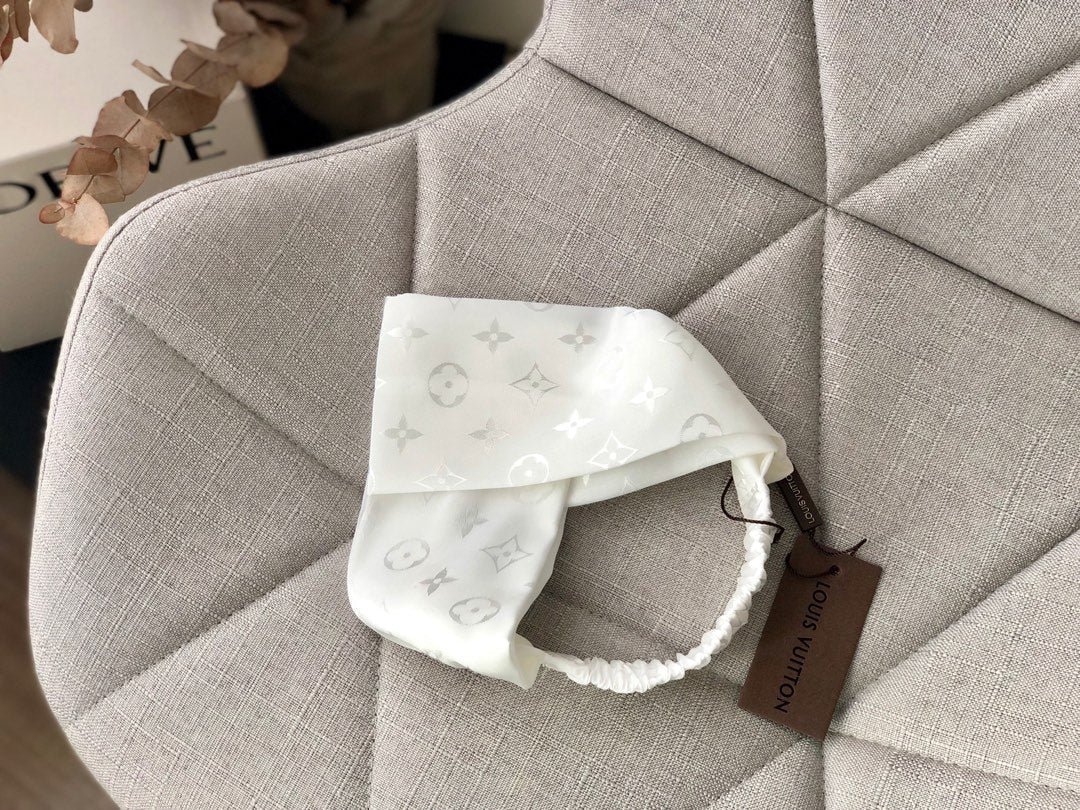 EN - Luxury Hair Band LUV 052