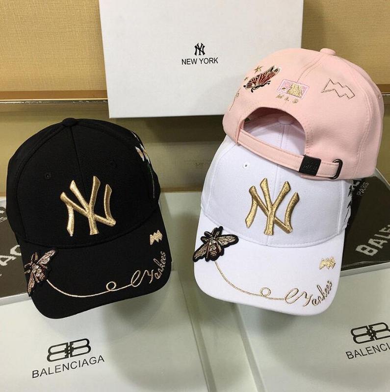 SAMC - Mix Hats - 056