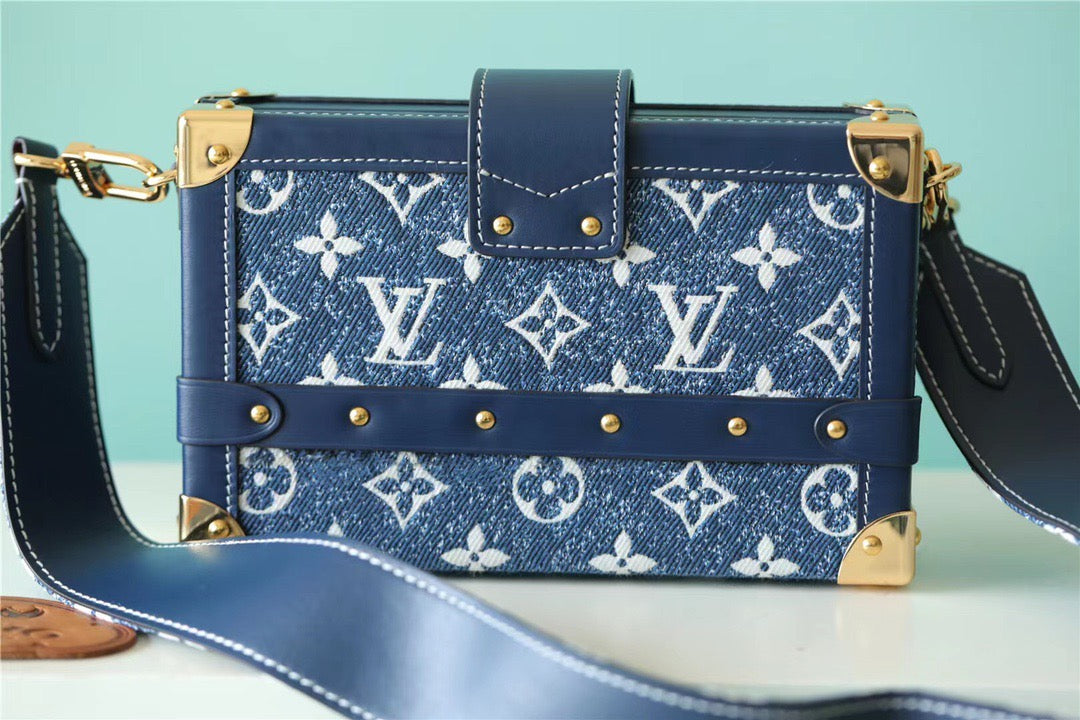 LV Petite Malle Jacquard SinGLAMI 1854 Blue For Women, WomenÃ¢â‚¬â„¢s Handbags, Shoulder Bags And Crossbody Bags 7.5in/19cm LVÃ‚Â 