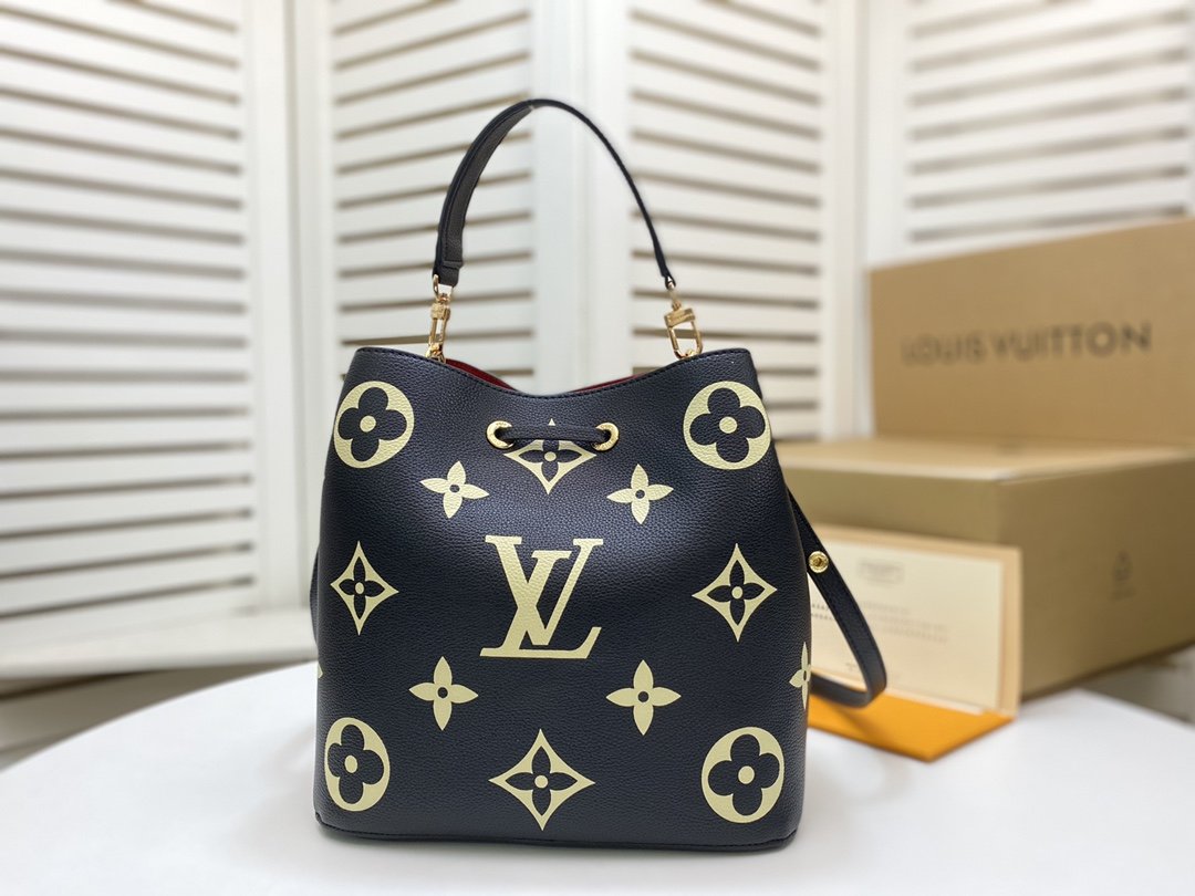 EN - New Arrival Bags LUV 103