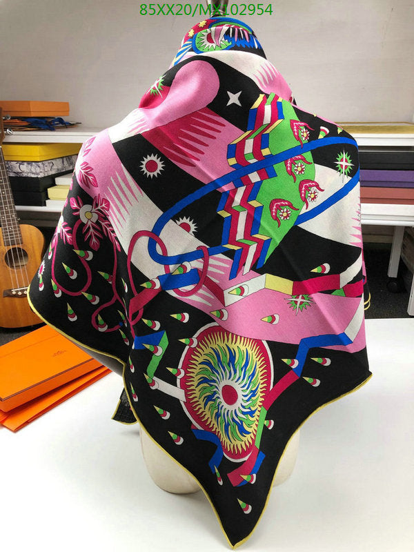 SAMC - HMS Scarves - 870