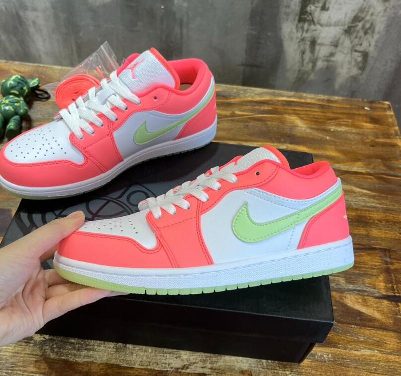 SAMC - NKE Shoes - 371