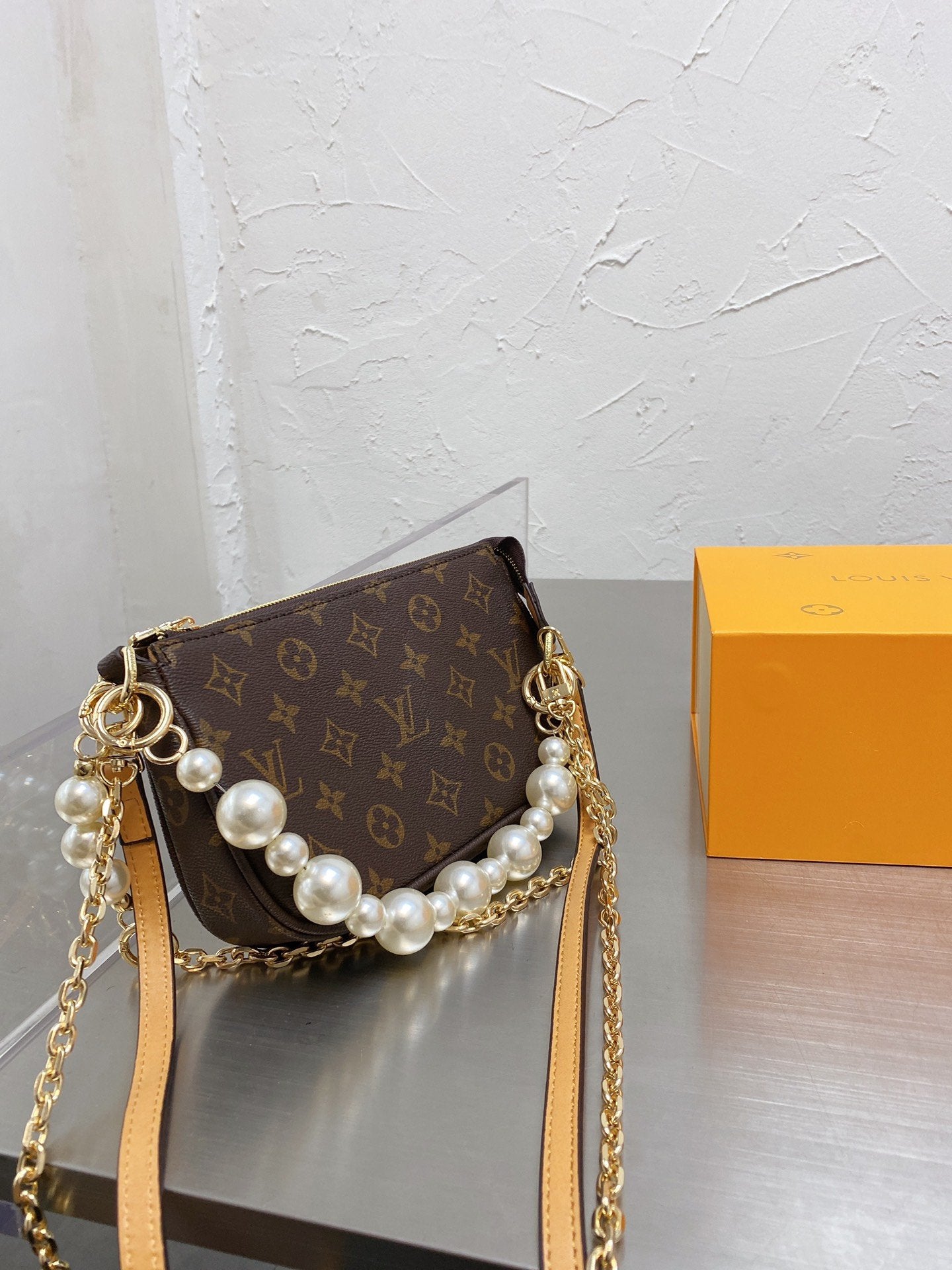 EN - New Arrival Bags LUV 080
