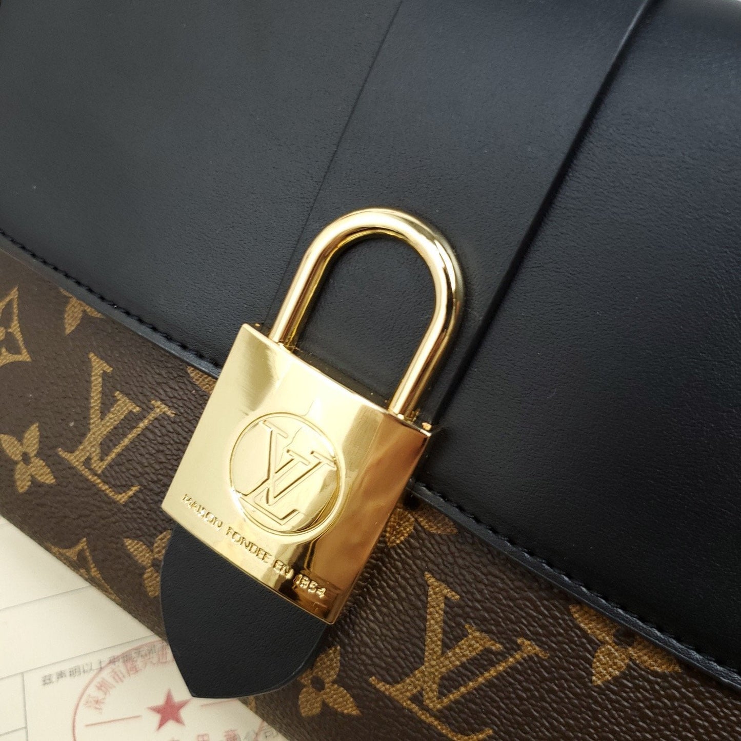 EN - New Arrival Bags LUV 237
