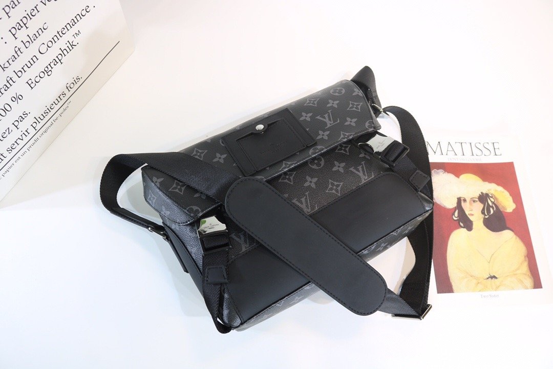 EN - New Arrival Bags LUV 171