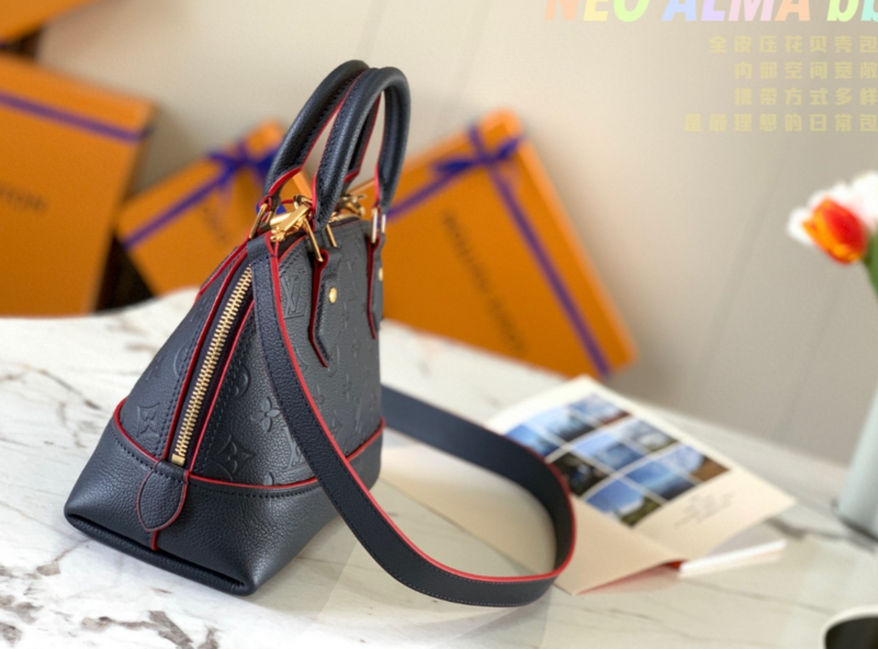 SAMC - LOV Bags - 1365