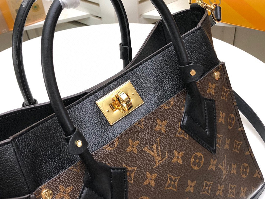 EN - New Arrival Bags LUV 043