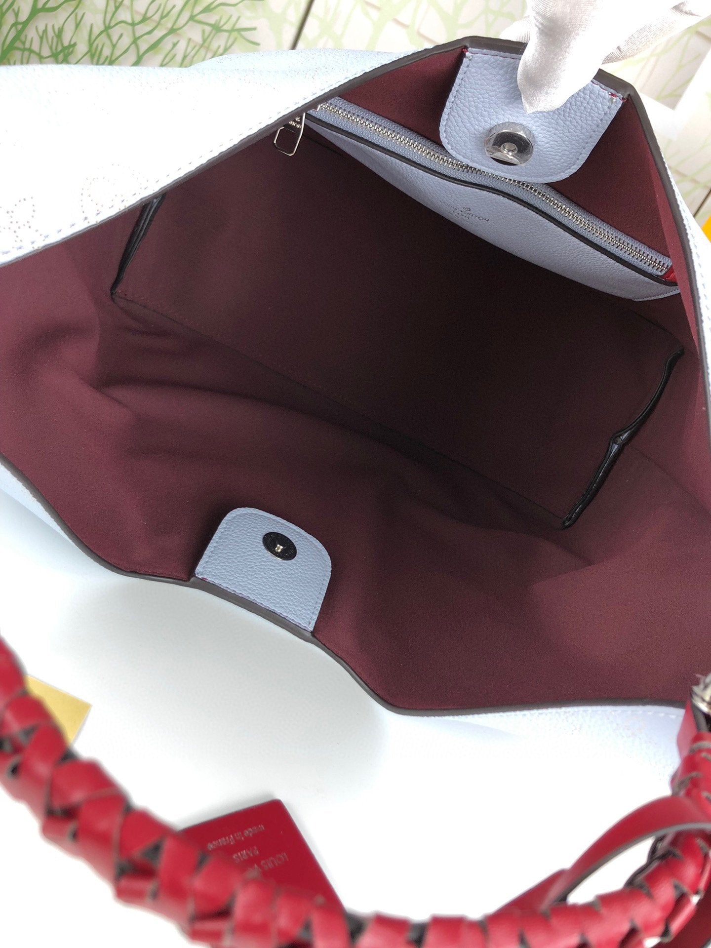 EN - New Arrival Bags LUV 050