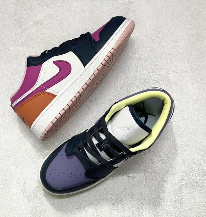 SAMC - NKE Shoes - 1617