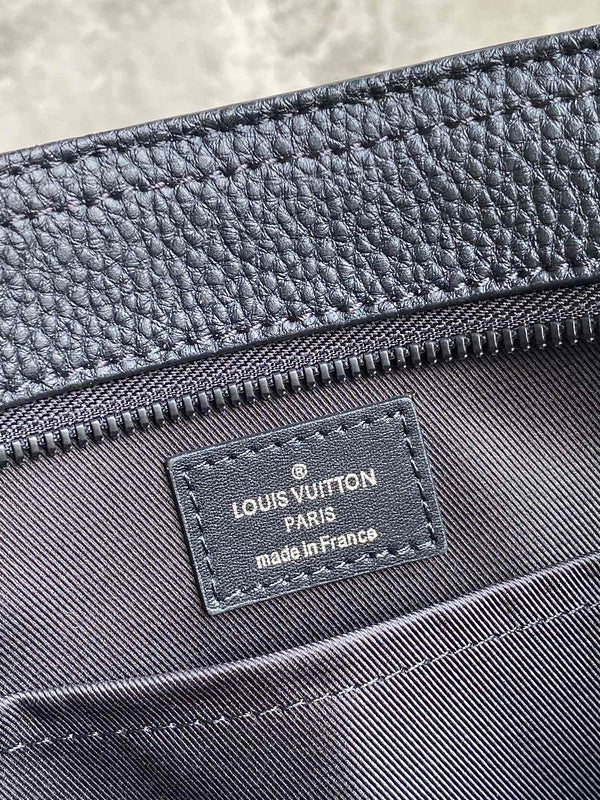 LOV2 Bags - Luxurious Bags  1204
