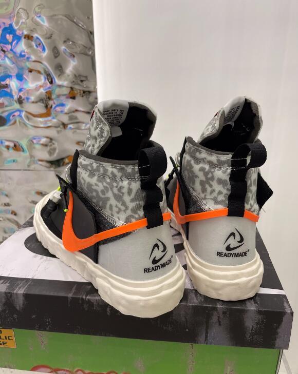 SAMC - NKE Shoes - 1669